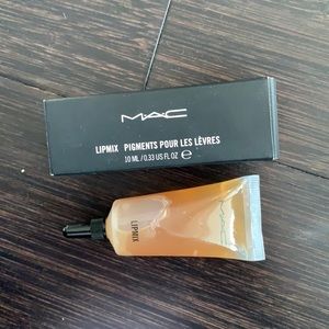 MAC Lipmix in Gloss